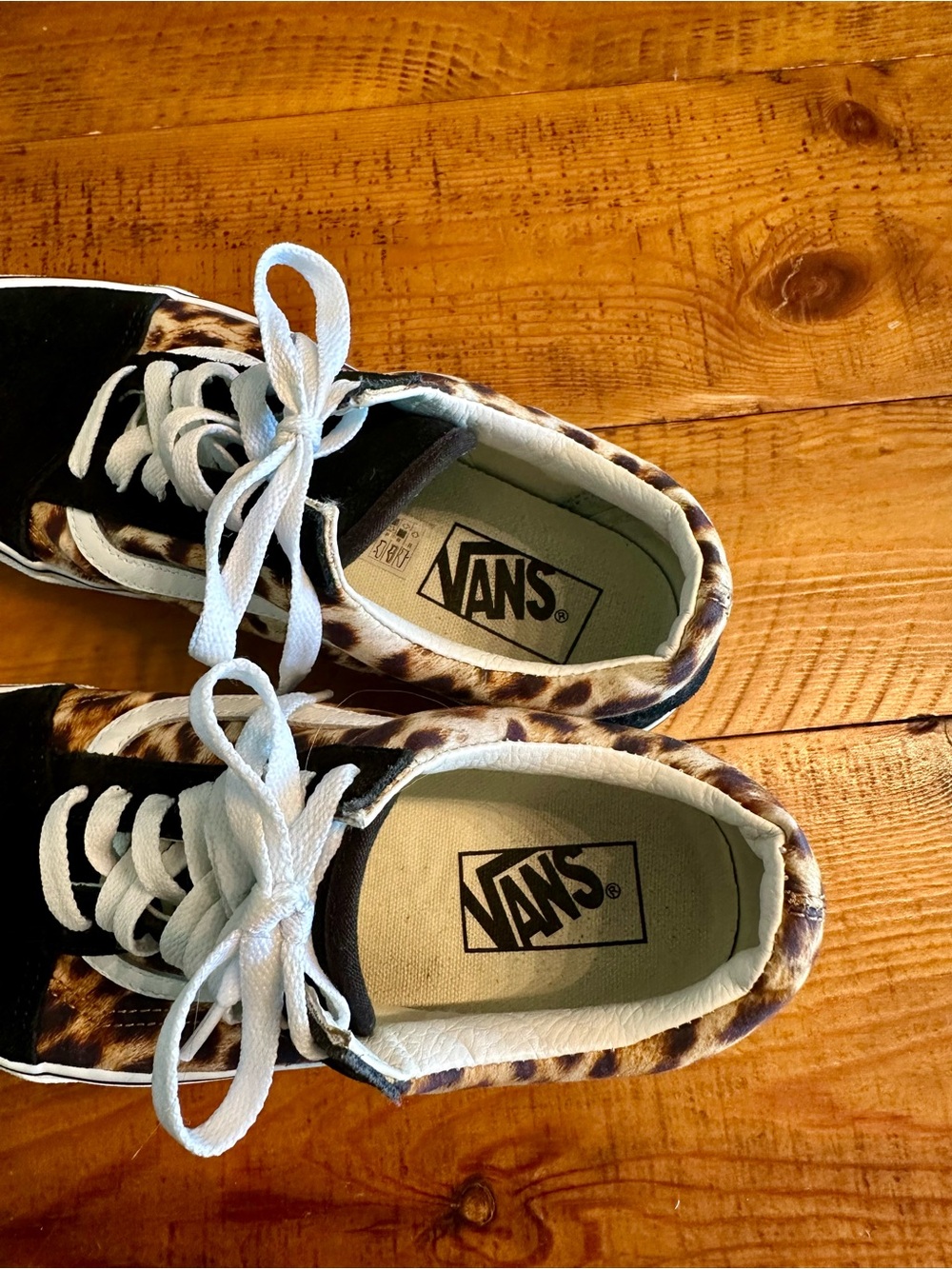 Vans Leopard Print Low-Top Sneakers in Black & Brown - Picture 4 of 7